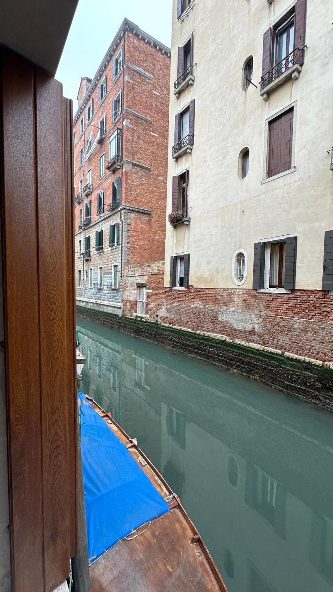 Ca Lucia Canal View Venesia Bagian luar foto